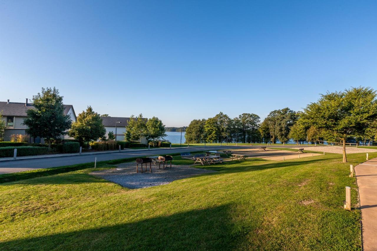 Golden Lakes Village Ardennes Boussu-lez-Walcourt Exterior photo